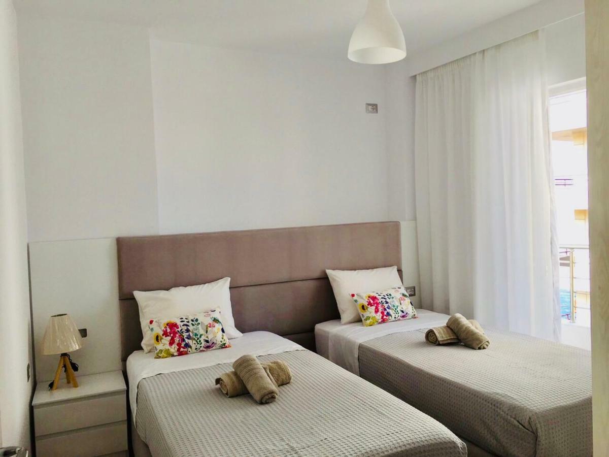 Sea And Sun Apartments Sarandë Eksteriør bilde